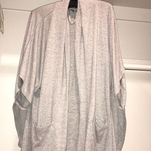 Women's Gray Open-Front Sweater NWOT